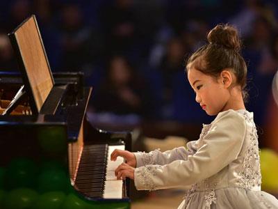 龙岩钢琴家教价格多少钱一小时？收费标准？